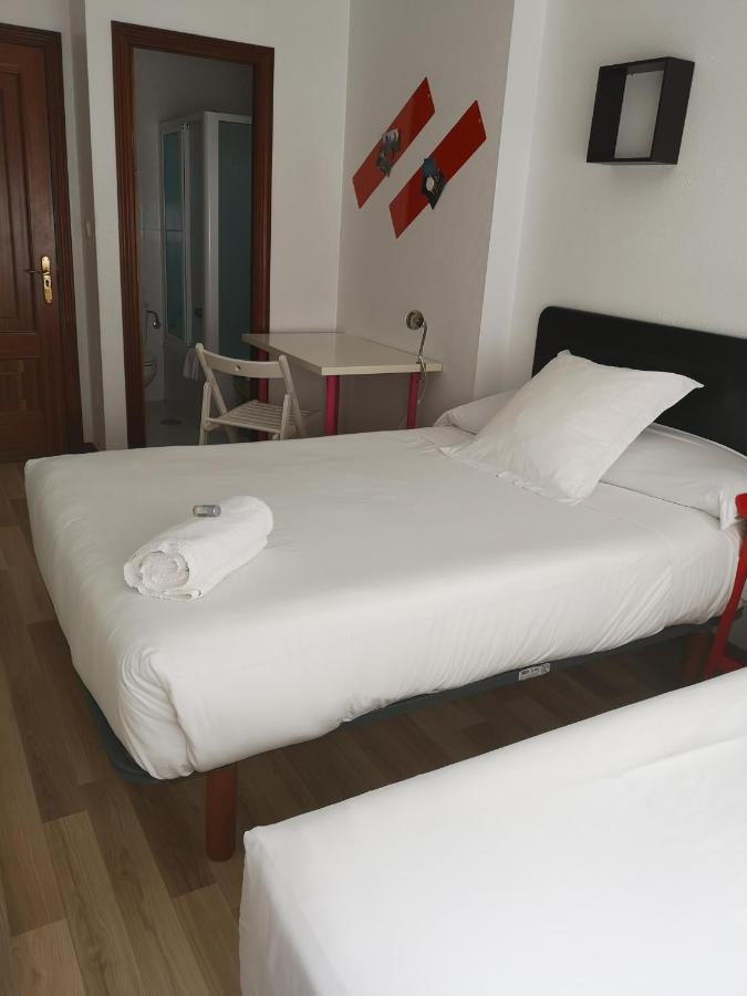 Pension Las Rias A Coruna Exterior photo