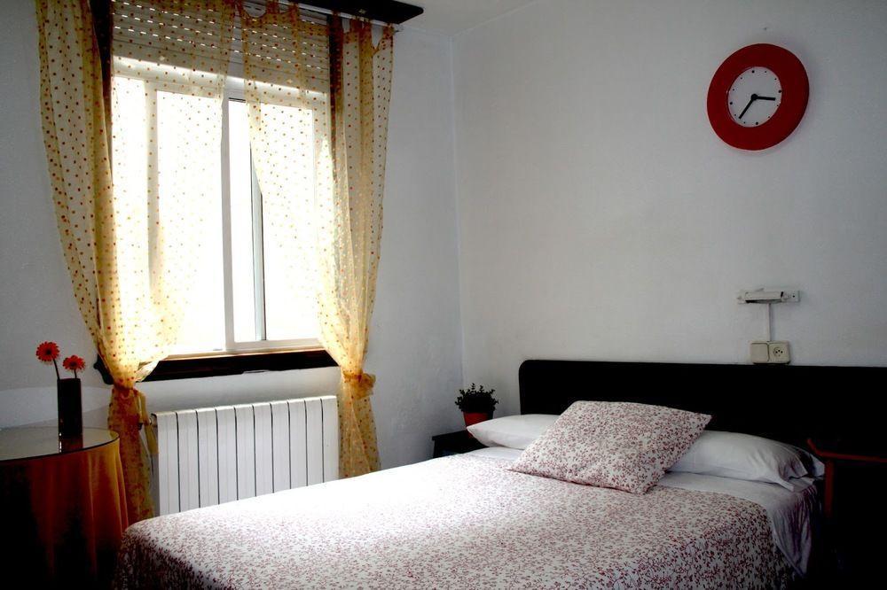 Pension Las Rias A Coruna Exterior photo